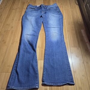 GAP Women's Flare Jeans in Classic Blue